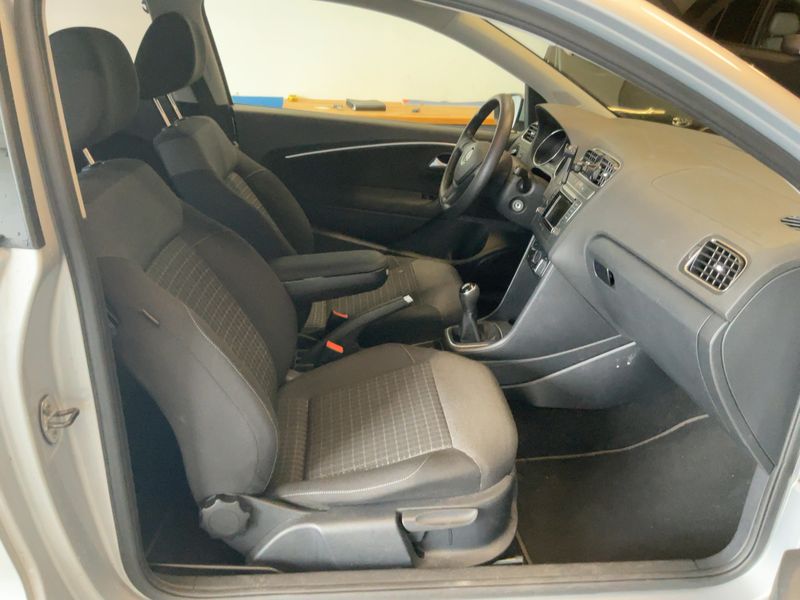 Volkswagen Polo 1.0 Comfortline 2017 – снимка 16