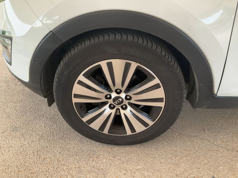 Kia Sportage 2.0 CRDi Feel 4WD 2015 – снимка 3