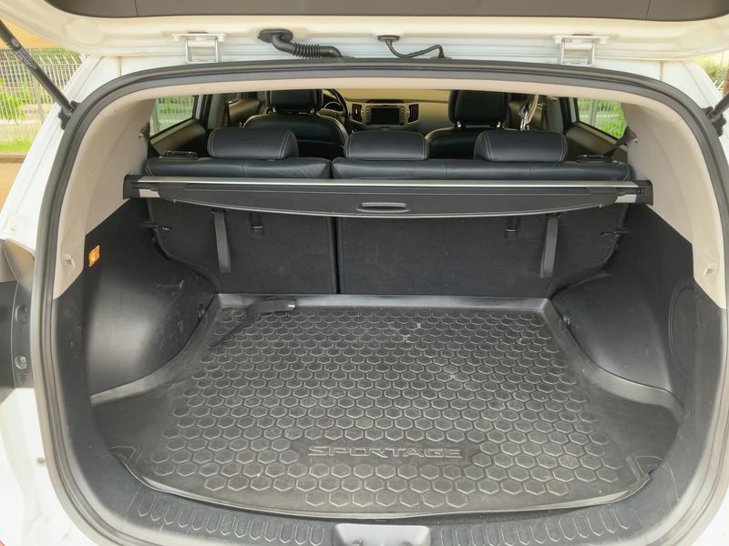 Kia Sportage 2.0 CRDi Feel 4WD 2015 – снимка 15