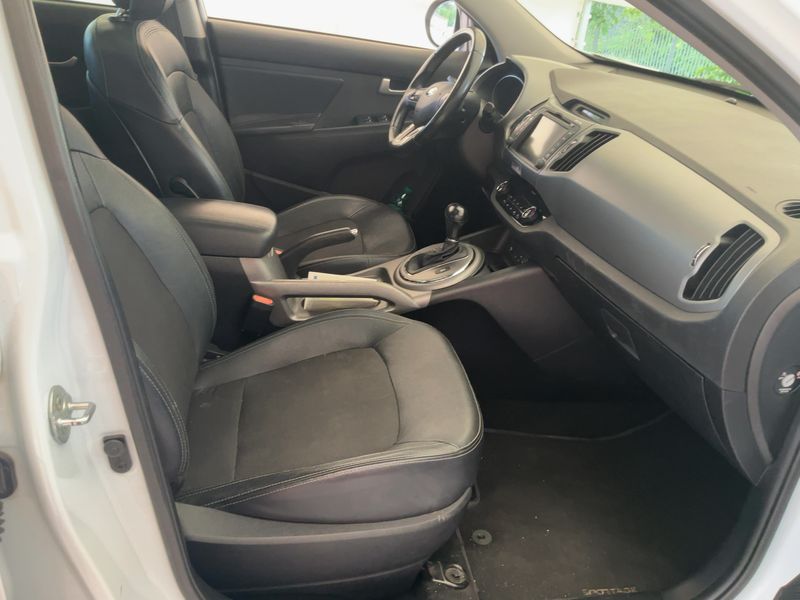 Kia Sportage 2.0 CRDi Feel 4WD 2015 – снимка 16
