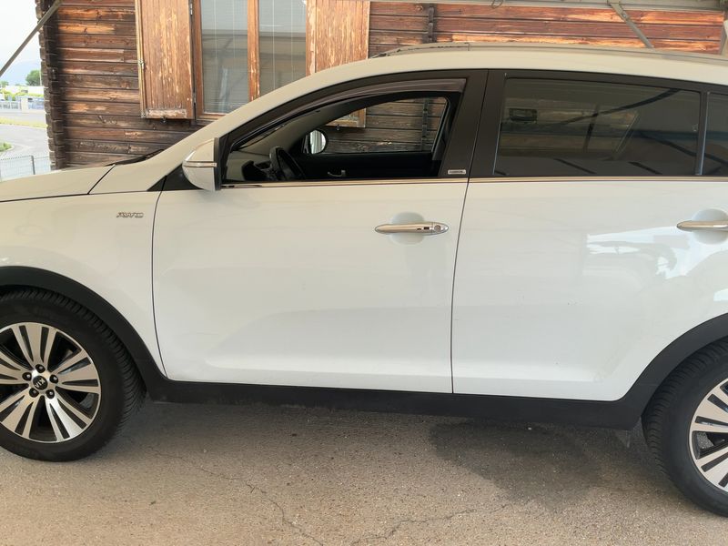 Kia Sportage 2.0 CRDi Feel 4WD 2015 – снимка 4