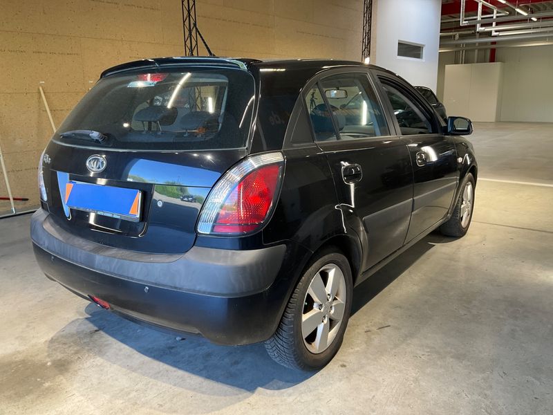 Kia Rio 1.4 EX Top 2007 – снимка 2