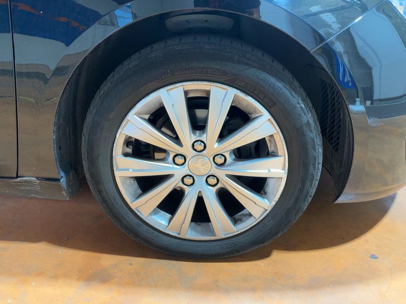 Peugeot 308 1.6 Blue-HDi Style 2016 – снимка 11