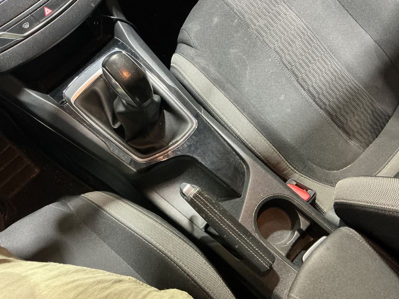 Peugeot 308 1.6 Blue-HDi Style 2016 – снимка 32