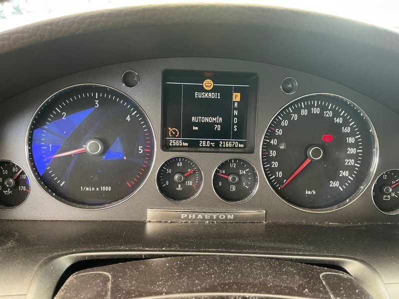 Volkswagen Phaeton 3.0 V6 TDI 4Motion 2007 – снимка 18