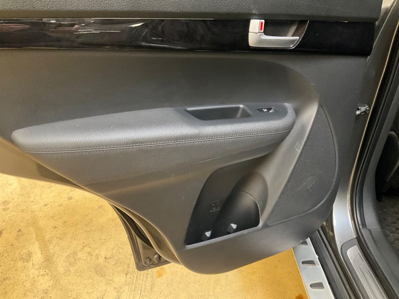 Kia Sorento 2.2 CRDi Platin 4WD 2015 – снимка 29
