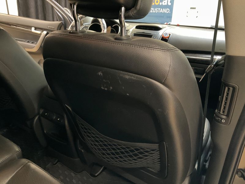 Kia Sorento 2.2 CRDi Platin 4WD 2015 – снимка 30