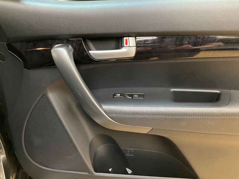 Kia Sorento 2.2 CRDi Platin 4WD 2015 – снимка 31