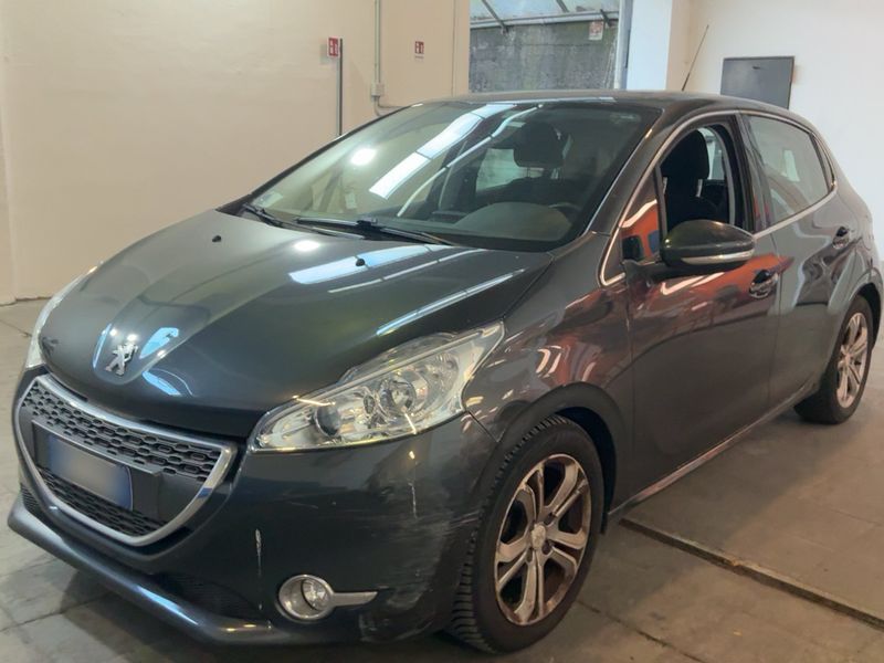 Peugeot 208 1.6 e-HDi Allure 2012 – снимка 2