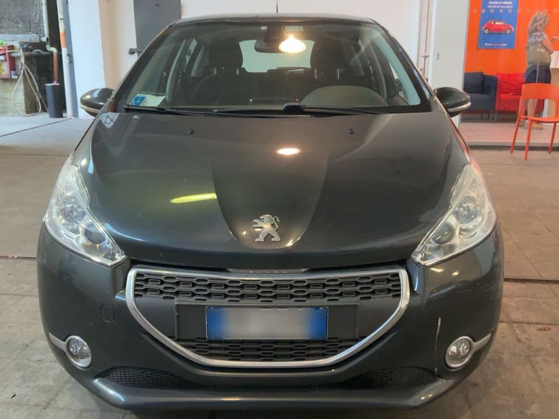 Peugeot 208 1.6 e-HDi Allure 2012 – снимка 14