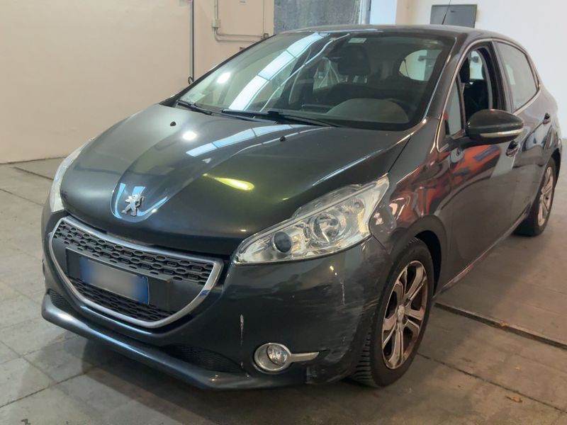 Peugeot 208 1.6 e-HDi Allure 2012 – снимка 1