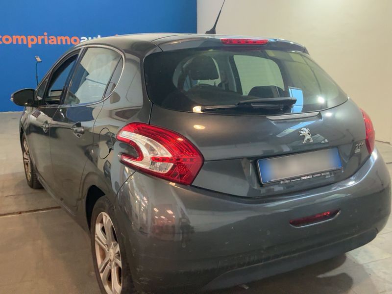 Peugeot 208 1.6 e-HDi Allure 2012 – снимка 6