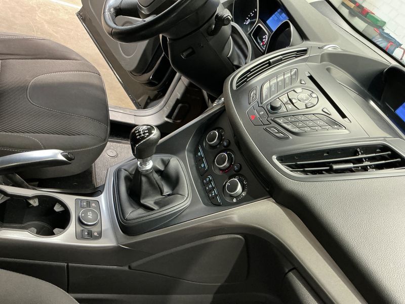 Ford Kuga 2.0 TDCi Sync Edition 2016 – снимка 27