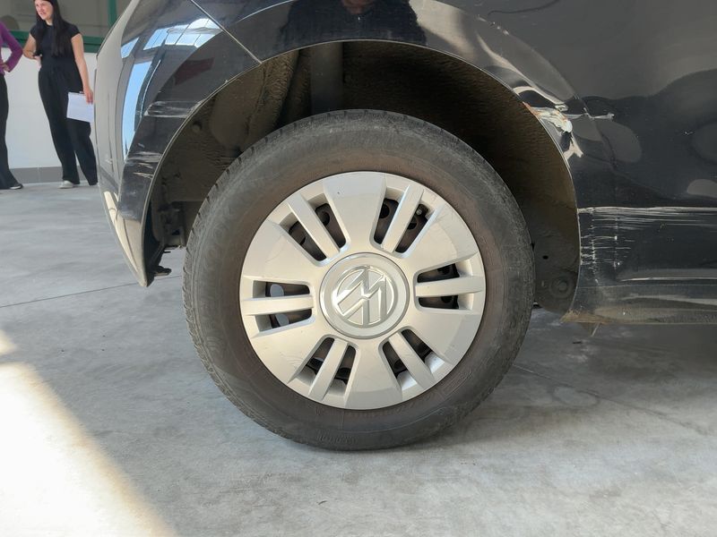 Volkswagen up! 1.0 Move up! 2014 – снимка 9