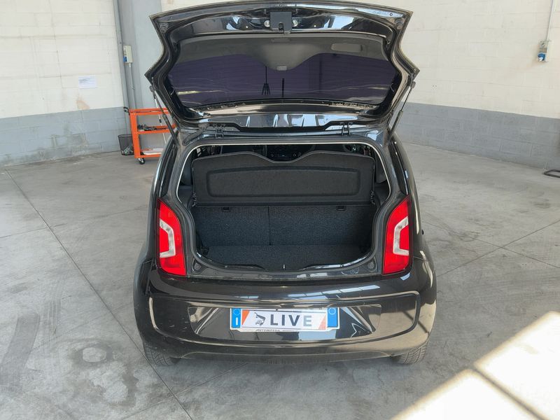 Volkswagen up! 1.0 Move up! 2014 – снимка 15