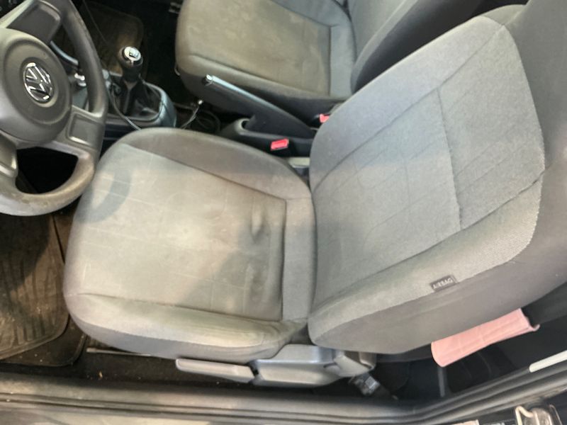 Volkswagen up! 1.0 Move up! 2014 – снимка 30