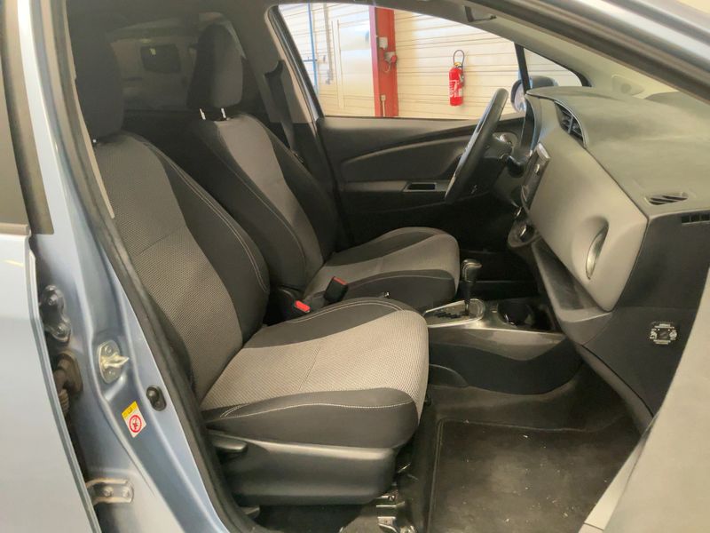 Toyota Yaris 1.5 Hybrid Attitude 2015 – снимка 16