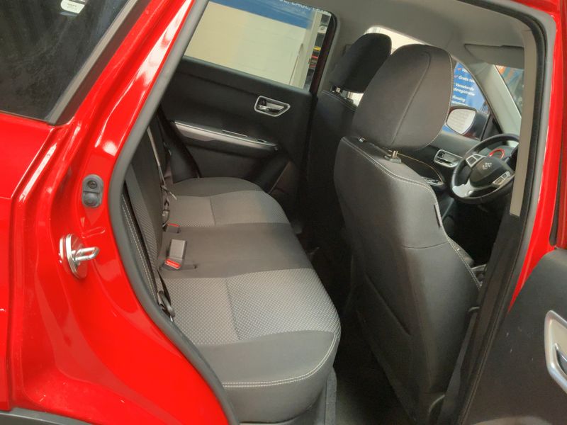 Suzuki Vitara 1.0 BoosterJet Comfort 2018 – снимка 19