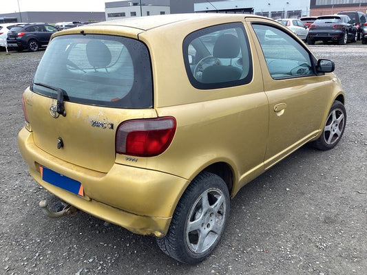 Toyota Yaris 1.0 VVT-i Sol 2001 – снимка 2