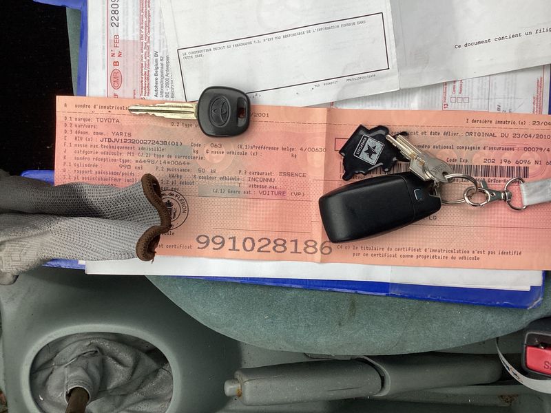Toyota Yaris 1.0 VVT-i Sol 2001 – снимка 5