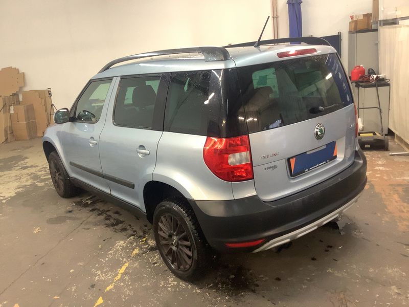 Skoda Yeti 1.8 TSI Active Plus Edition 4x4 2011 – снимка 6