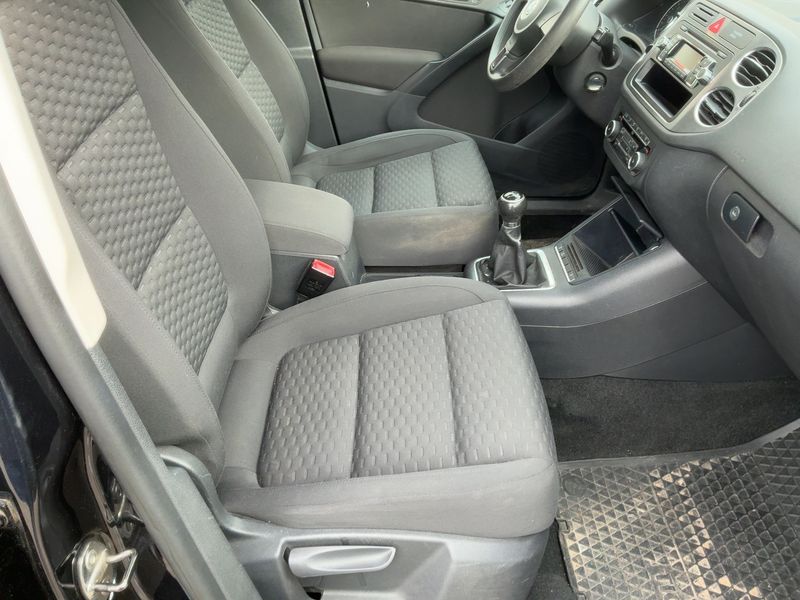 Volkswagen Tiguan 2.0 TDI Track & Field 4Motion 2011 – снимка 17