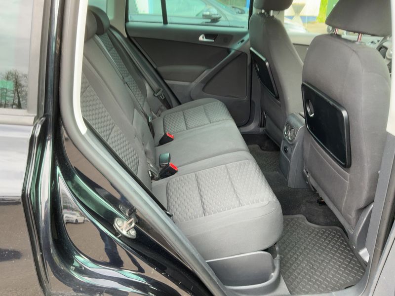 Volkswagen Tiguan 2.0 TDI Track & Field 4Motion 2011 – снимка 20