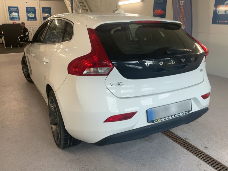 Volvo V40 1.6 D2 Momentum 2013 – снимка 6