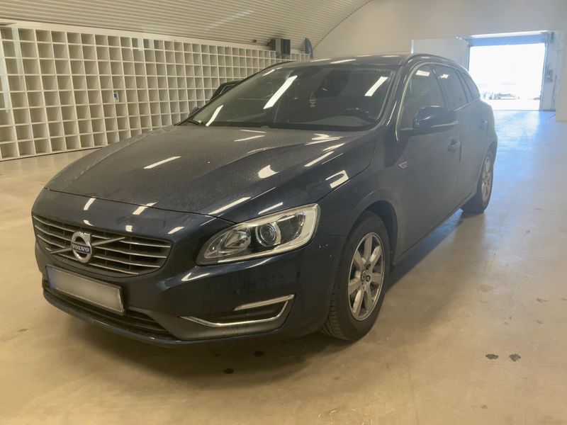 Volvo V60 2.0 D4 Momentum 2014 – снимка 1