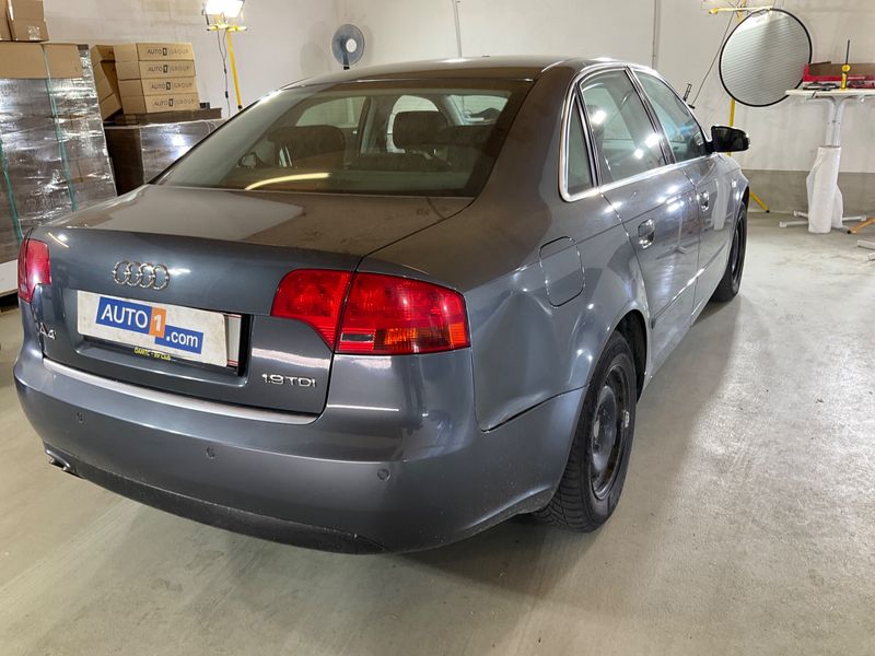 Audi A4 1.9 TDI 2006 – снимка 2