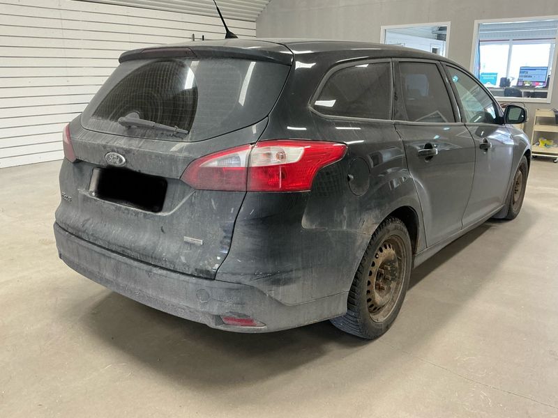 Ford Focus 1.6 TDCi DPF Trend 2013 – снимка 2