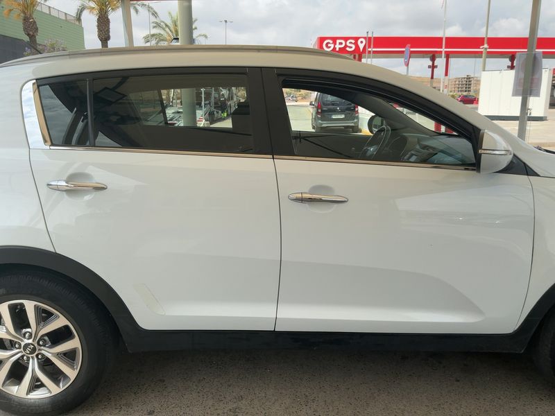 Kia Sportage 1.7 CRDi Drive 4x2 2015 – снимка 10