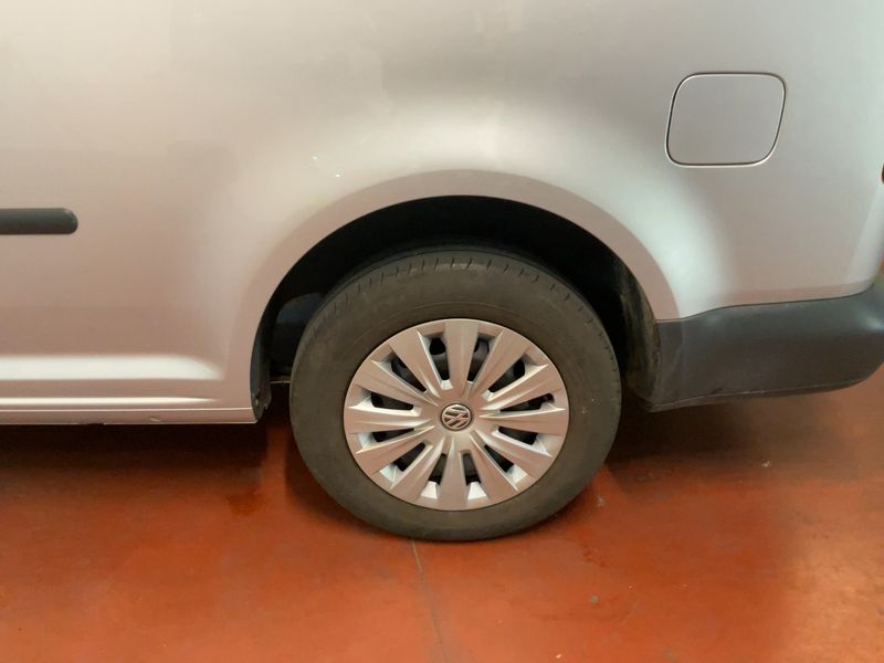 Volkswagen Caddy 1.6 TDI Maxi Kasten 2011 – снимка 5