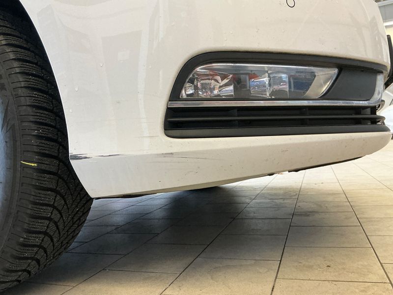 Volkswagen Passat 1.4 TSI Trendline BlueMotion Tech 2014 – снимка 23