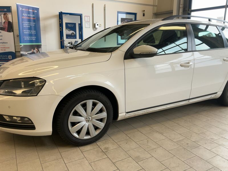 Volkswagen Passat 1.4 TSI Trendline BlueMotion Tech 2014 – снимка 2