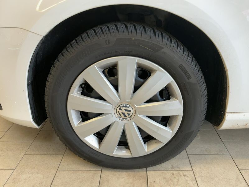 Volkswagen Passat 1.4 TSI Trendline BlueMotion Tech 2014 – снимка 3