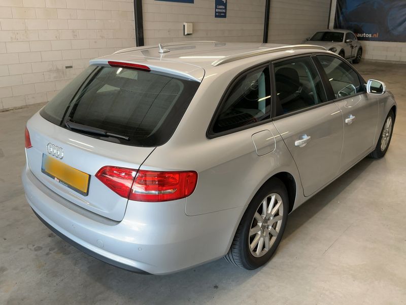 Audi A4 2.0 TDI Attraction 2013 – снимка 6