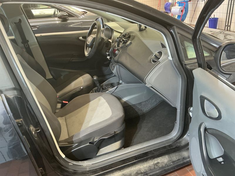 Seat Ibiza 1.4 Stylance / Style 2011 – снимка 3