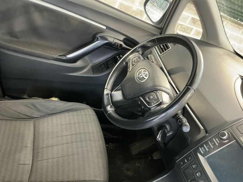 Toyota Verso 1.6 Active 2017 – снимка 26