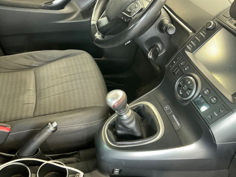 Toyota Verso 1.6 Active 2017 – снимка 25