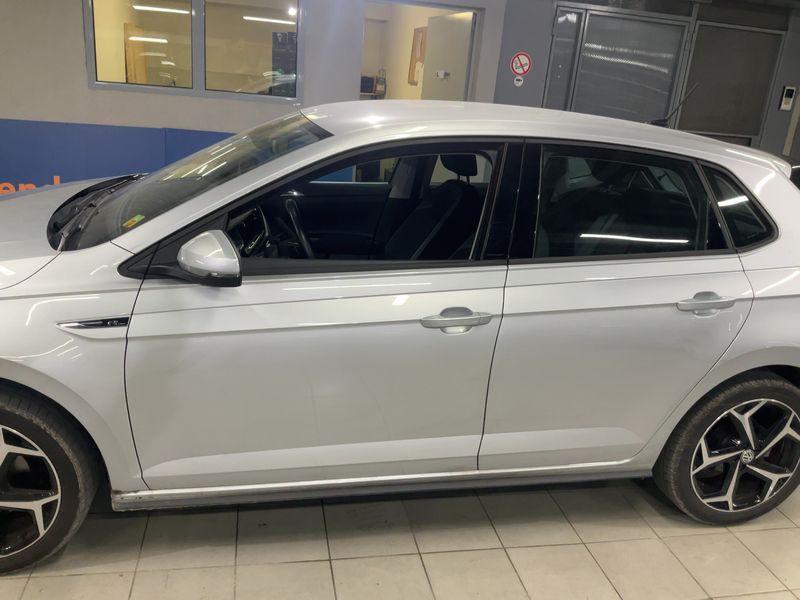 Volkswagen Polo 1.5 TSI ACT R-Line Exclusive 2020 – снимка 4