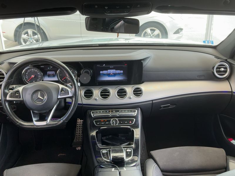 Mercedes-Benz E-Klasse E 220 d AMG Line 2017 – снимка 17