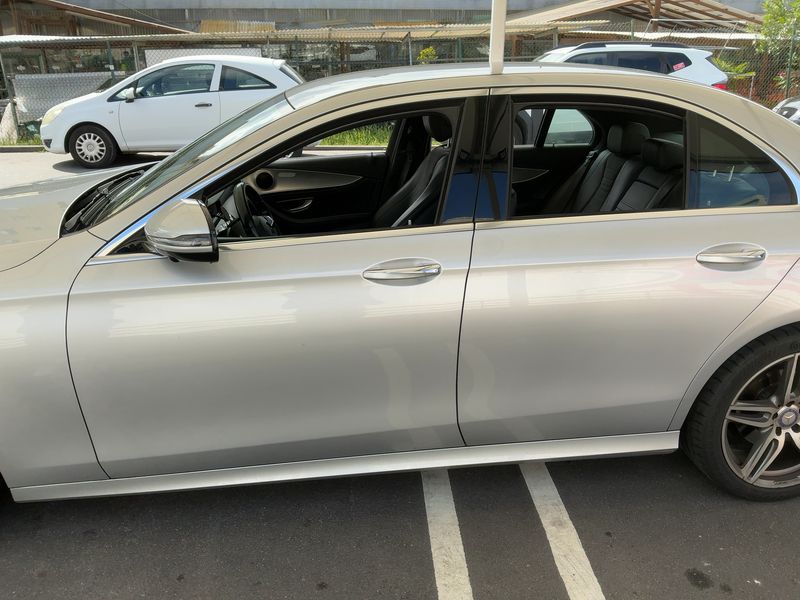 Mercedes-Benz E-Klasse E 220 d AMG Line 2017 – снимка 4