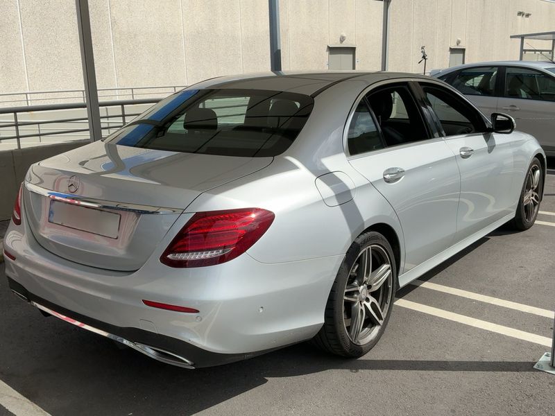 Mercedes-Benz E-Klasse E 220 d AMG Line 2017 – снимка 8