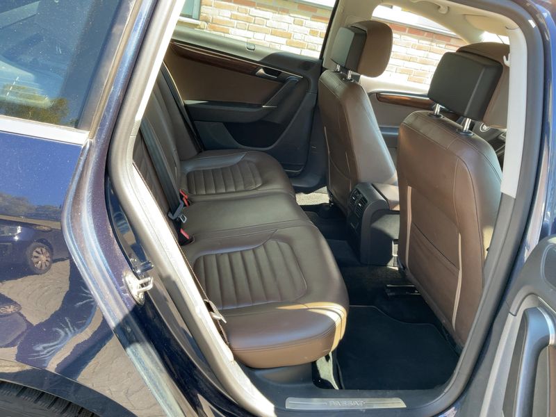 Volkswagen Passat 1.4 TSI Highline BlueMotion Tech 2014 – снимка 20