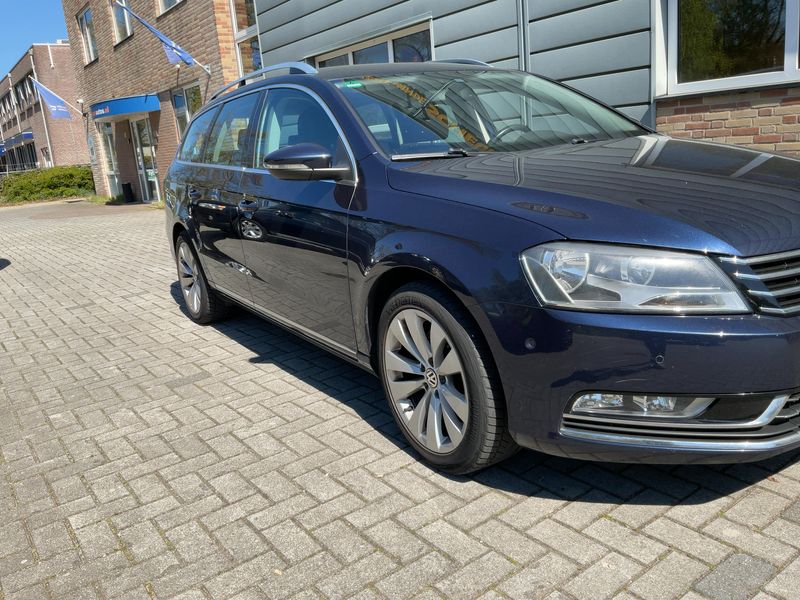 Volkswagen Passat 1.4 TSI Highline BlueMotion Tech 2014 – снимка 12