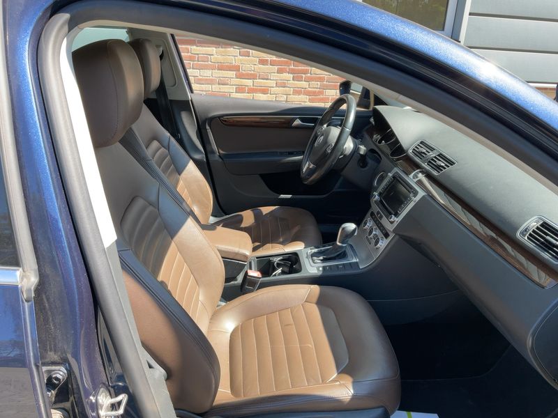 Volkswagen Passat 1.4 TSI Highline BlueMotion Tech 2014 – снимка 17