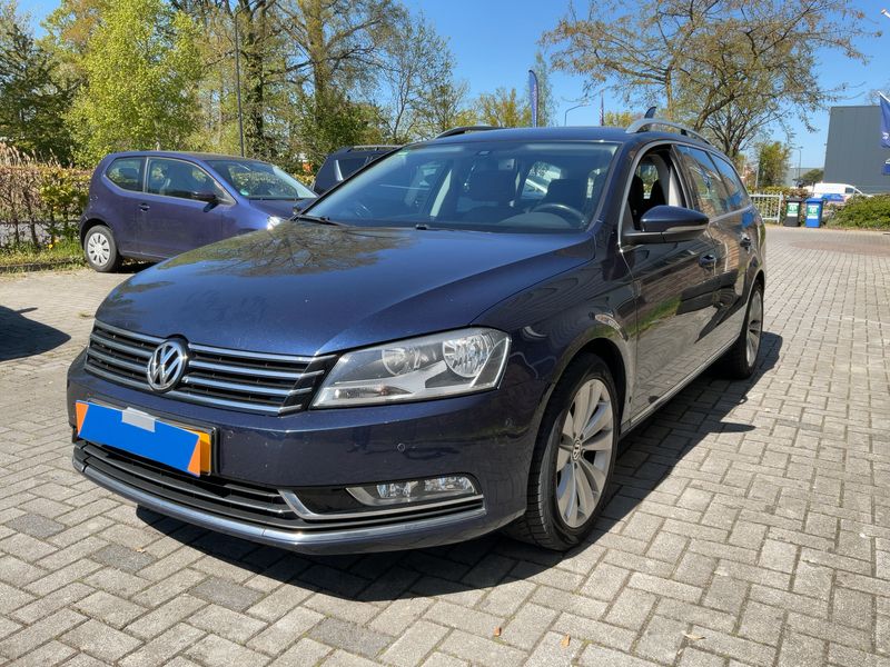 Volkswagen Passat 1.4 TSI Highline BlueMotion Tech 2014 – снимка 1