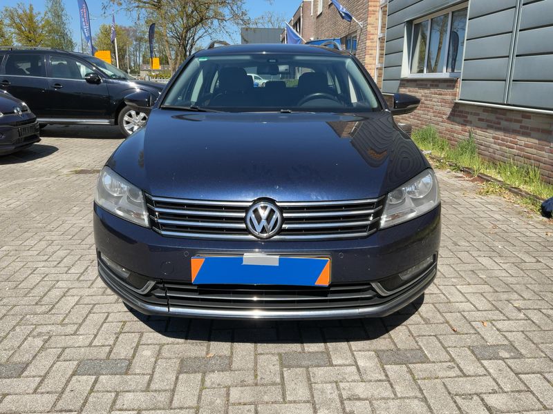 Volkswagen Passat 1.4 TSI Highline BlueMotion Tech 2014 – снимка 14