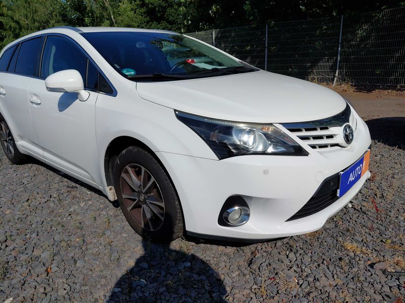 Toyota Avensis 2.0 D-4D Edition 2014 – снимка 6